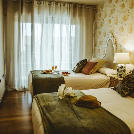 In Sanxenxo With Sea View & Pool Feriehus