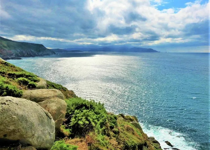 In Sanxenxo With Sea View & Pool