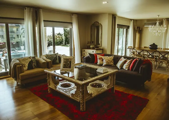 In Sanxenxo With Sea View & Pool Hébergement de vacances *